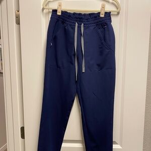 FIGS Women's Navy Regina High Waisted Slim Jogger Scrub Pant - XS Regular